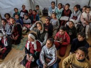 مدرسة "إنسان".. خيمة "وفاء" في زمن الإبادة!