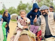 بالحيوانات الأليفة.. رشيد عنبر يُرمّم ذاكرة صغار غزة