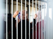 لا الحوامل تسلم بطش السجان ولا حتى الأجنة