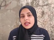 طالبة من غزة تلجأ للكتابة بعد انقطاع الدراسة