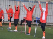 شريهان تلاحق الكرة بقدمٍ واحدة وتنادي "لانا": "فعلتُها لأجلك"