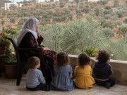 حارسات الذاكرة.. مسنّات يحمين تاريخًا لا تحفظه الوثائق