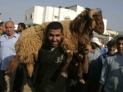في خيام النزوح بغزة .. عيد الأضحى "ذكرى وأمنية مؤجلة"